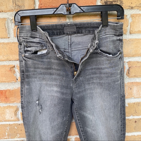 MOTHER High Waisted Looker Ankle Chew Jean Gray Black Color Size 28 - Picture 14 of 16